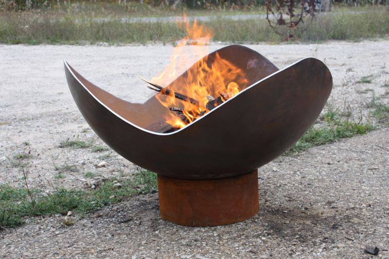 The Fire Sine, a Customized King Isosceles Sculptural Fire Pit