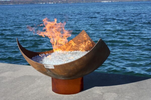 The King Isosceles Sculptural Firepit